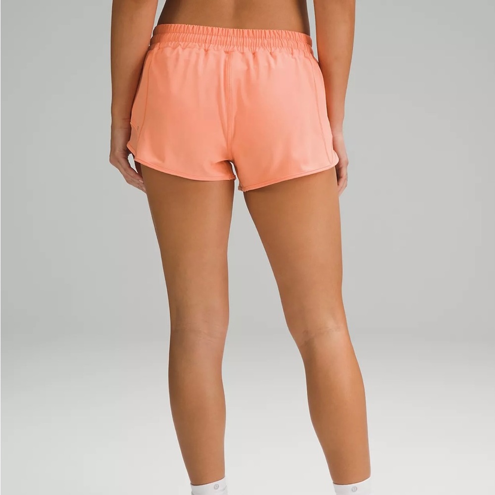 2.5 inch inseam size 4 LR